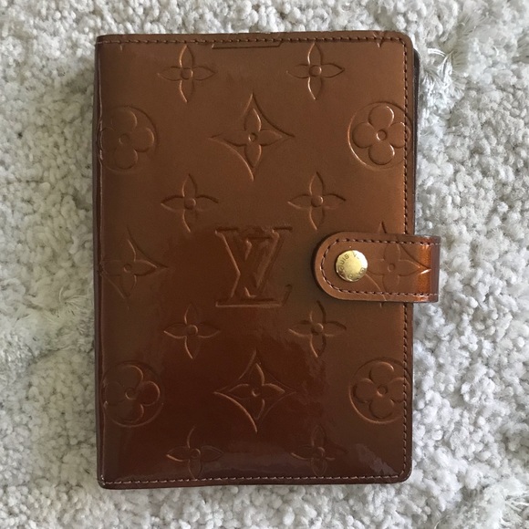 Louis Vuitton Accessories - Authentic Louis Vuitton Small Ring Agenda